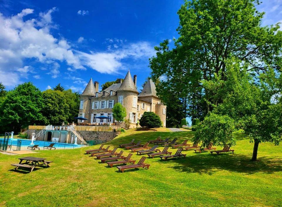 Chateau Le Mialaret Neuvic  Ngoại thất bức ảnh