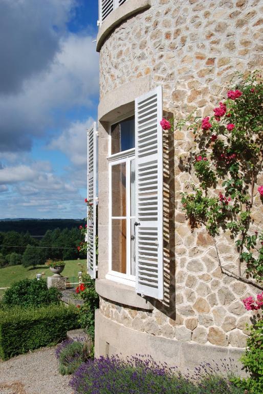 Chateau Le Mialaret Neuvic  Ngoại thất bức ảnh