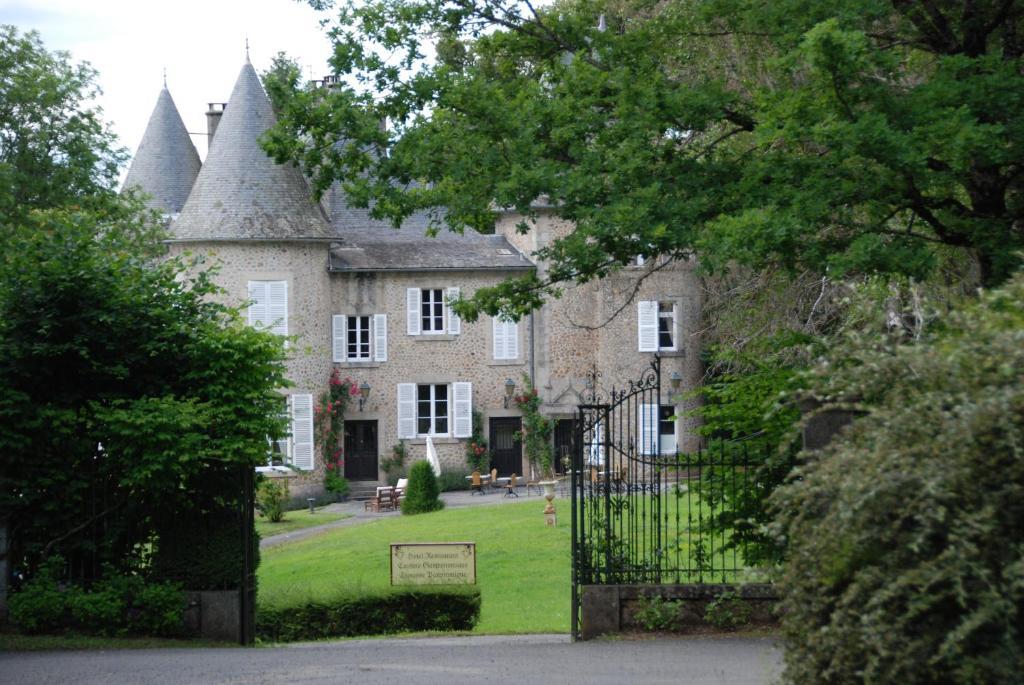 Chateau Le Mialaret Neuvic  Ngoại thất bức ảnh